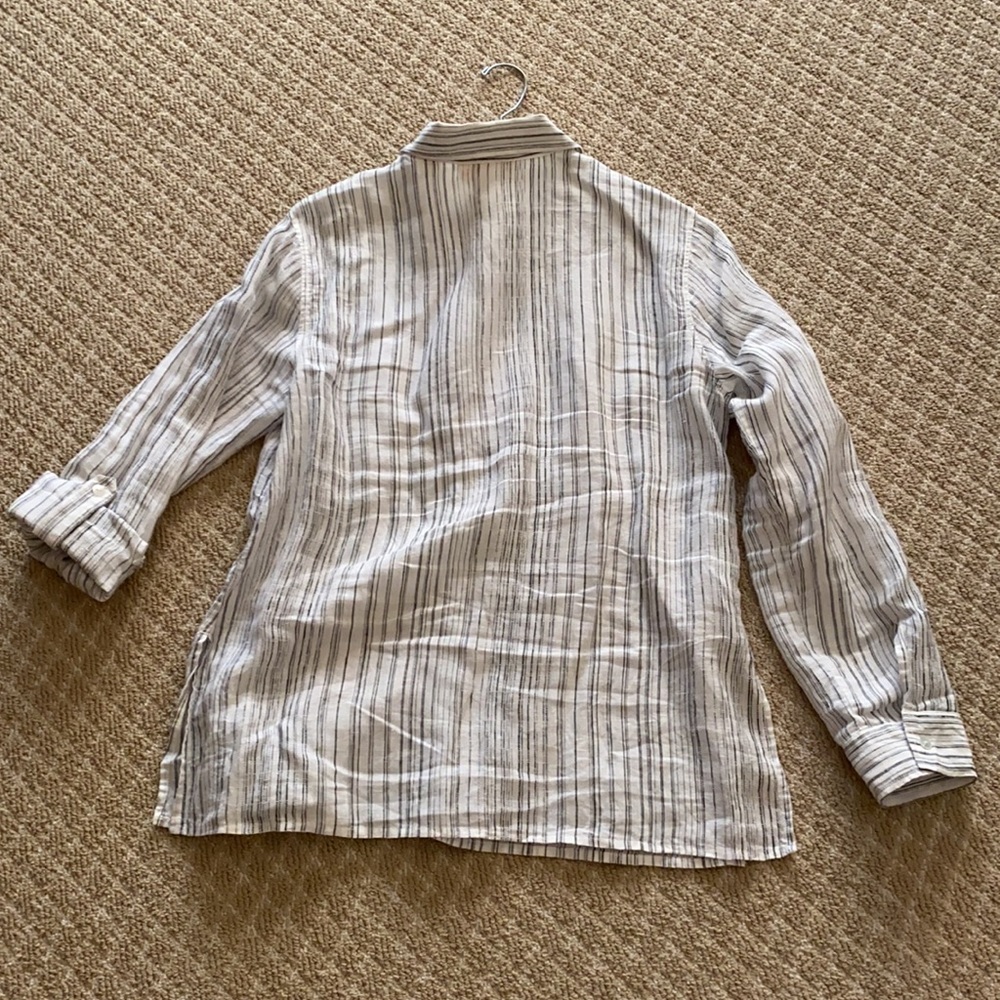 Linen blouse - Picture 2 of 2